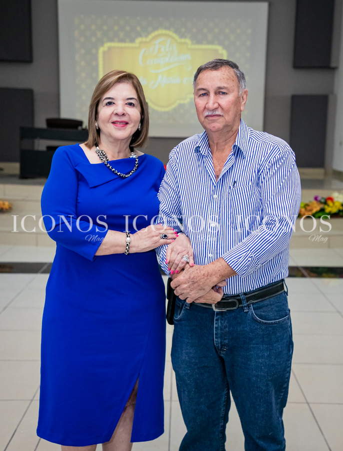 Desayuno de cumpleaños María Antonia Fernández de Suazo