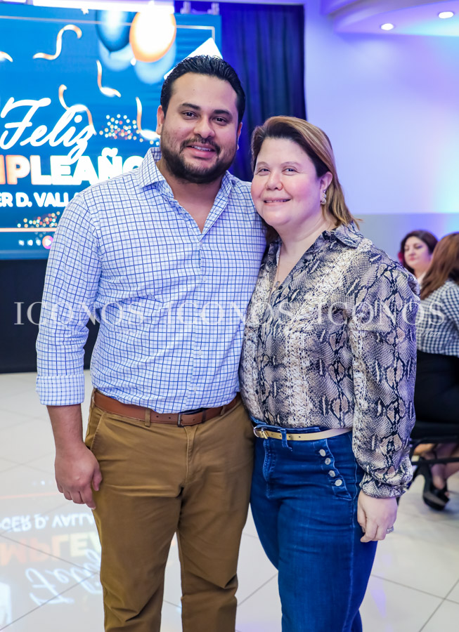 Cumpleaños Roger Danilo Valladares Varela