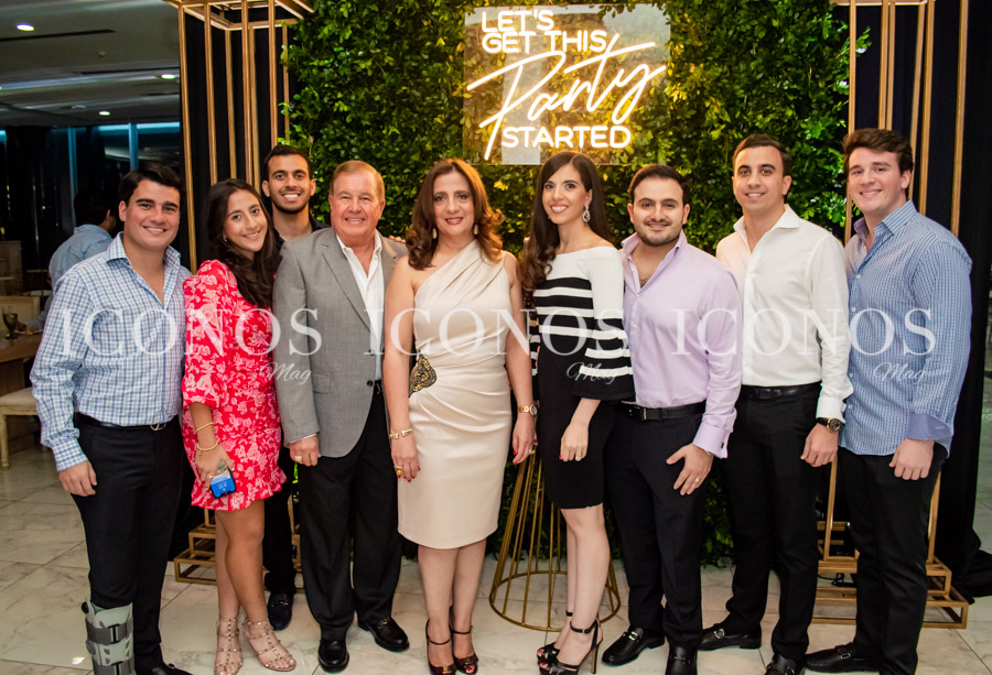 Fiesta de 74 años Afif Dieck Gabrie