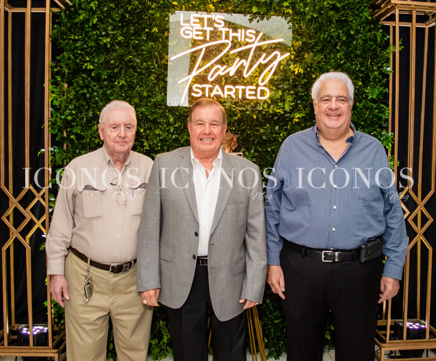 Fiesta de 74 años Afif Dieck Gabrie