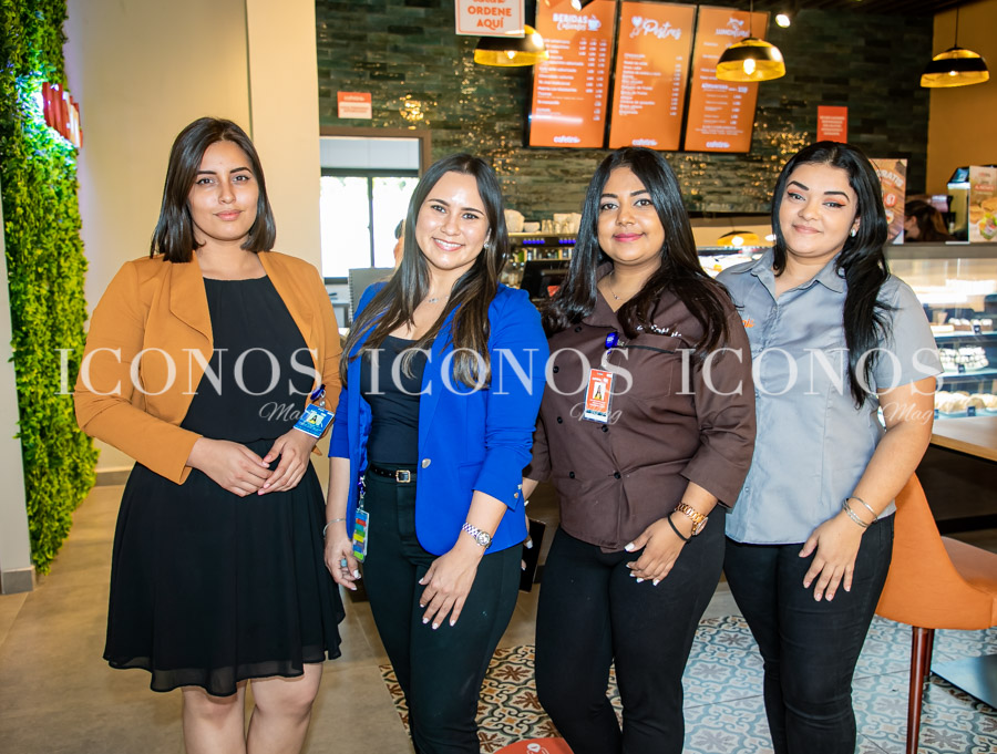 Inauguración Papa Johns Novaplaza Satélite