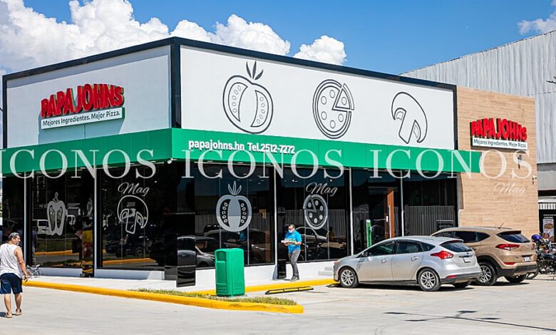 Inauguración Papa Johns Novaplaza Satélite