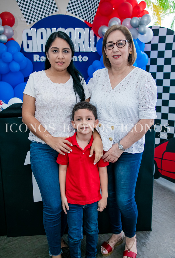 Piñata Giancarlo Luna Díaz segunda parte