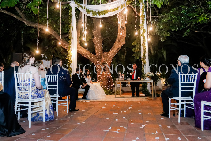 Boda eclesiástica Gabriela Paredes y Daniel Brizuela