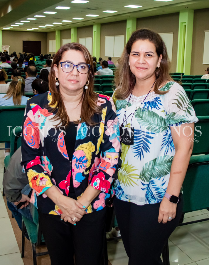 Conferencia Identidad sexual e ideología de género by UTH Florida