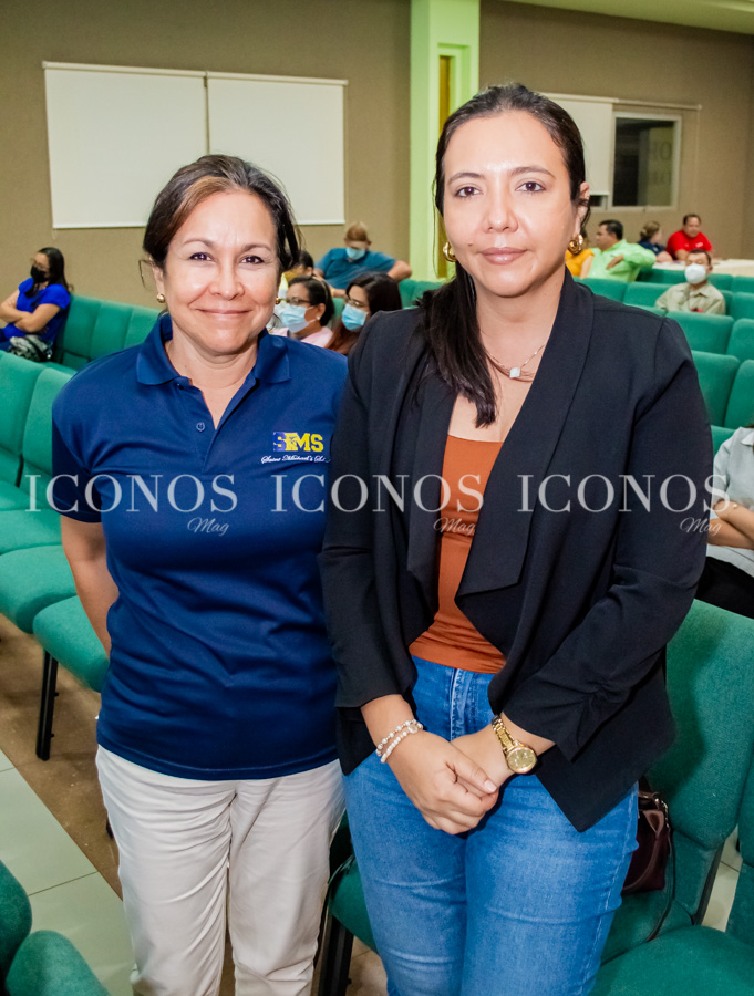 Conferencia Identidad sexual e ideología de género by UTH Florida