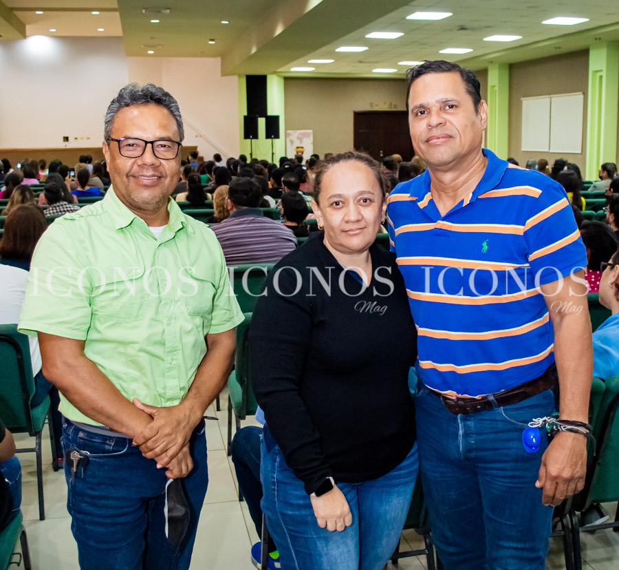 Conferencia Identidad sexual e ideología de género by UTH Florida