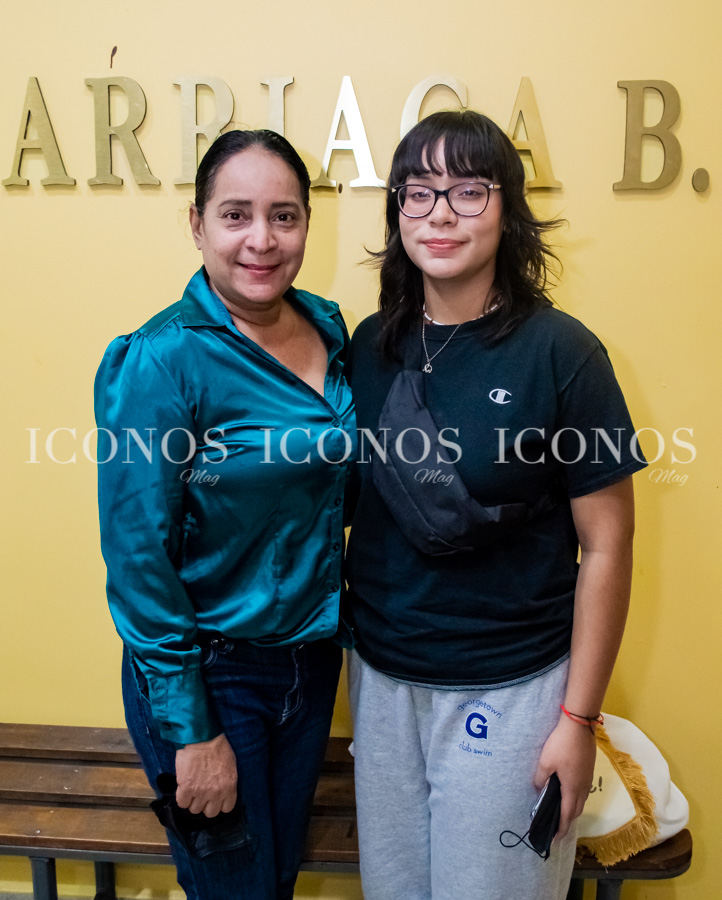 Conferencia Identidad sexual e ideología de género by UTH Florida