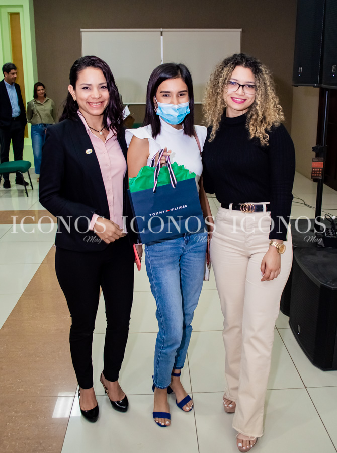 Conferencia Identidad sexual e ideología de género by UTH Florida