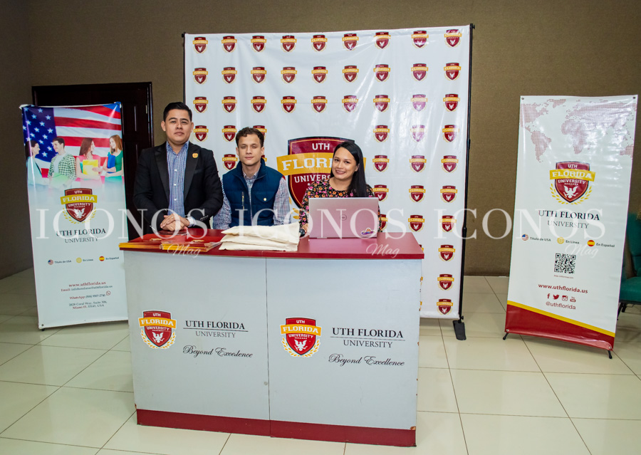 Conferencia Identidad sexual e ideología de género by UTH Florida