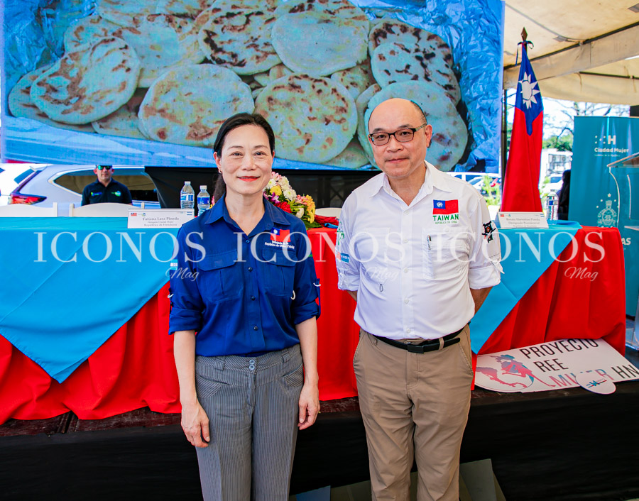 Entrega donativo Republica de Taiwan al Programa Ciudad Mujer