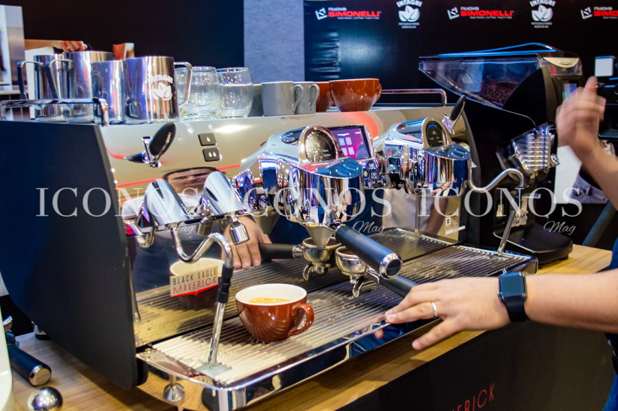 Lanzamiento Simonelli Espresso Coffee Machines Victoria Arduino