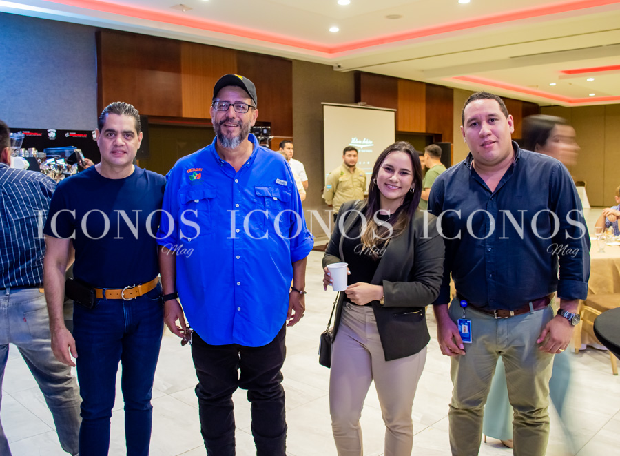 Lanzamiento Simonelli Espresso Coffee Machines Victoria Arduino