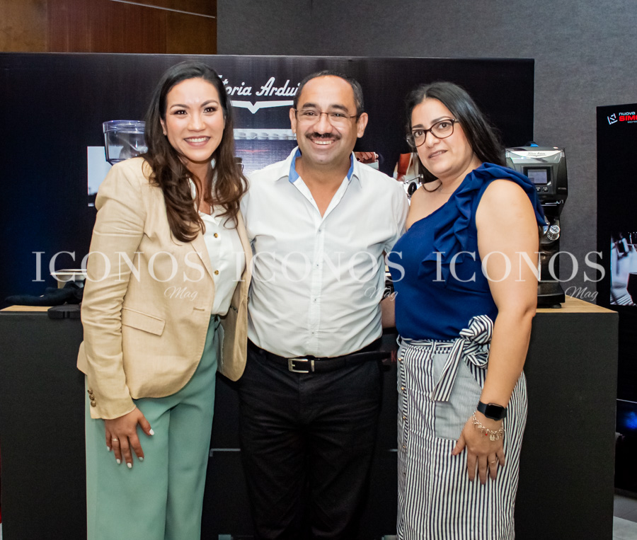 Lanzamiento Simonelli Espresso Coffee Machines Victoria Arduino