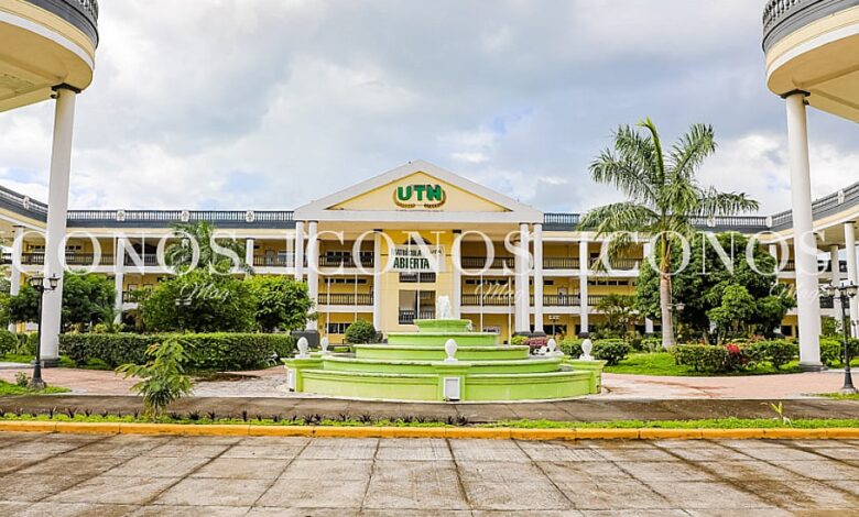 UTH vinculación con Accredible