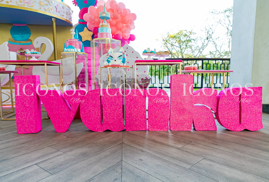 Piñata cumpleaños Ivanka Castillo primera parte