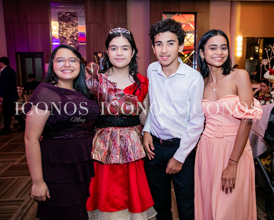 Quince años Natalia Gissela Miranda Lanza