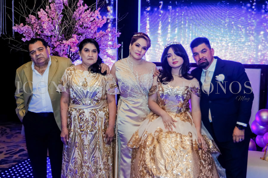 Quince años Valentina de los Ángeles Ponce Alarcón