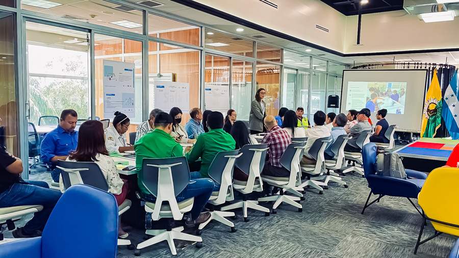 Proyecto de mejoramiento de barrio con USAP
