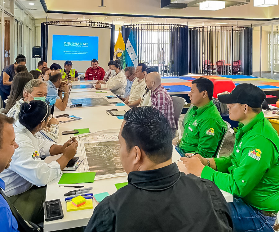 Proyecto de mejoramiento de barrio con USAP