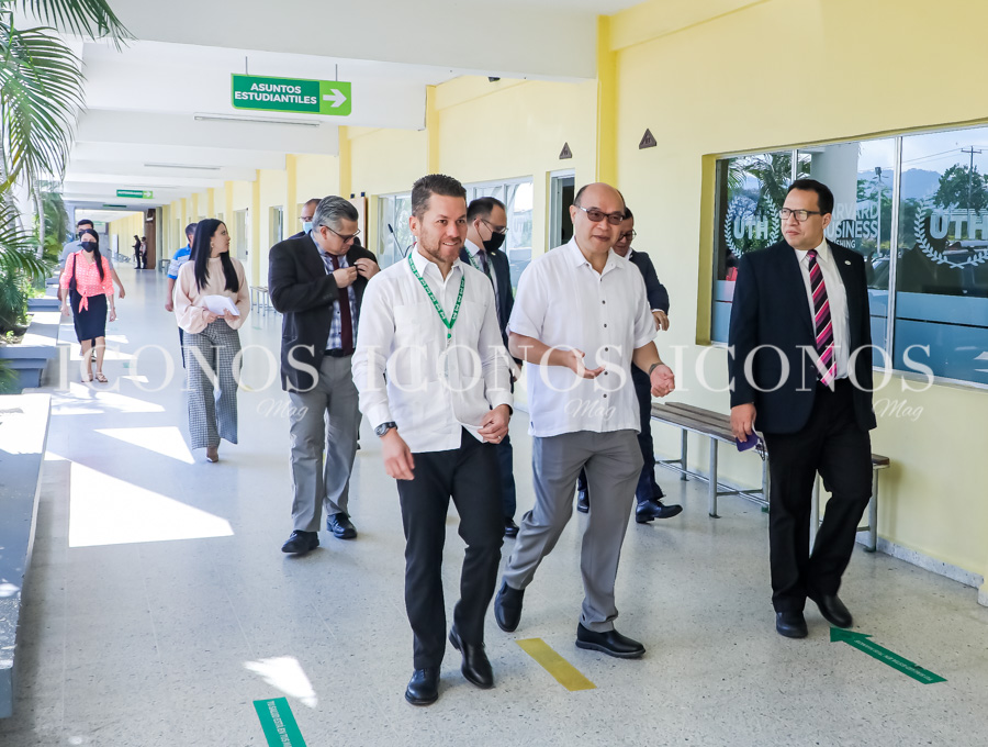 UTH recibe a cónsul de Taiwán