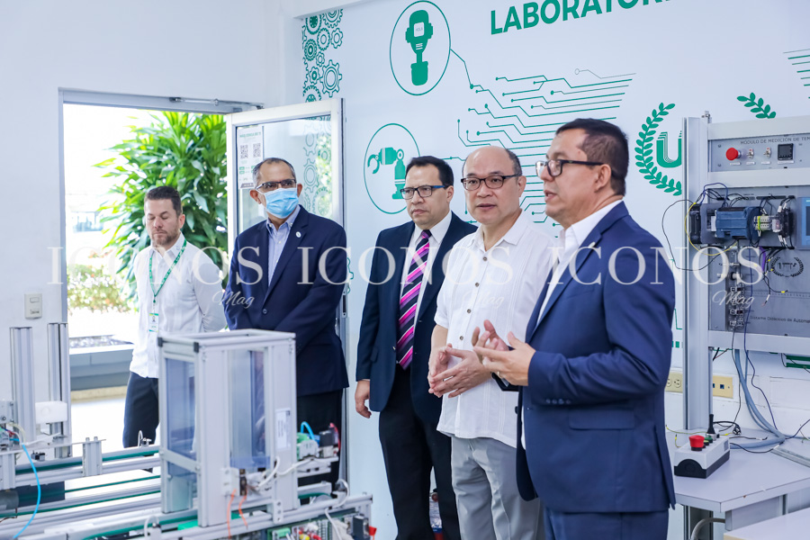 UTH recibe a cónsul de Taiwán