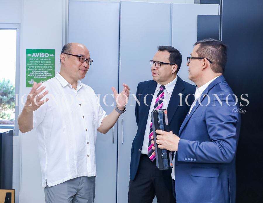 UTH recibe a cónsul de Taiwán