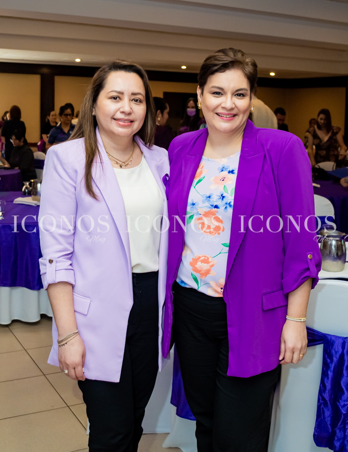 Panel La Prosperidad tiene rostro de mujer