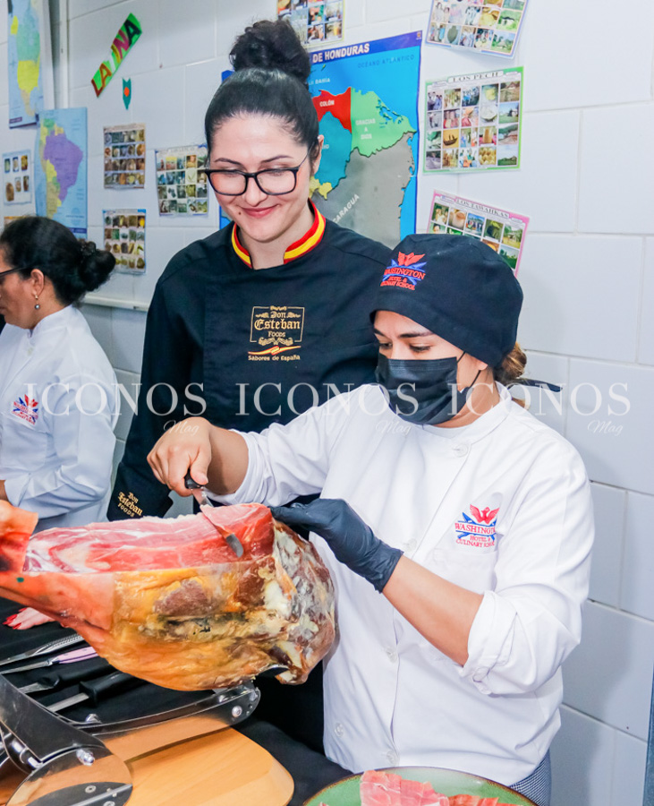 Curso de corte de jamón by Washington Academy Tegucigalpa