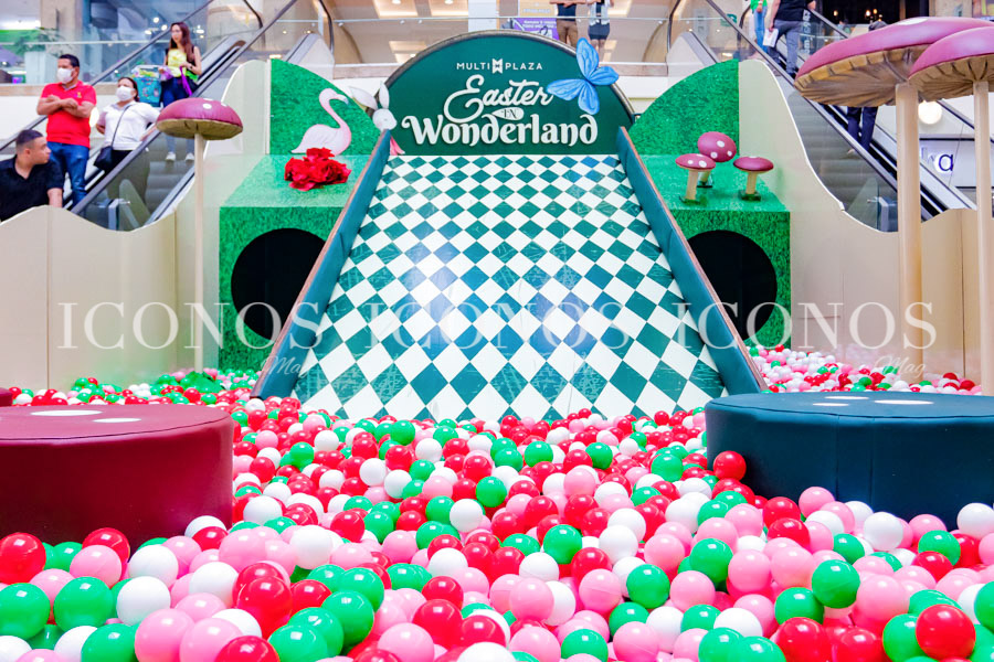 Easter In Wonderland by Mall Multiplaza Tegucigalpa