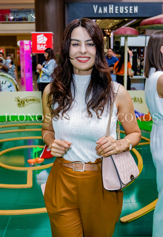 Easter In Wonderland by Mall Multiplaza Tegucigalpa