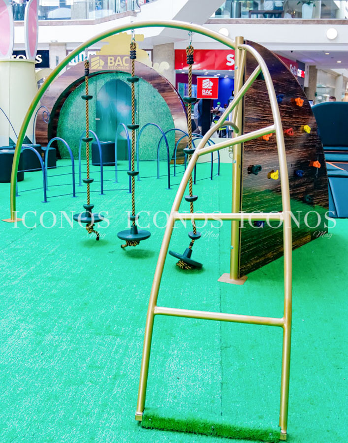 Easter In Wonderland by Mall Multiplaza Tegucigalpa