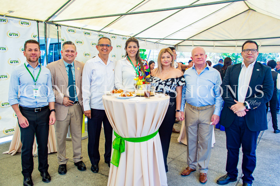 Entrega cinco autos 2023 sorteo UTH Honduras