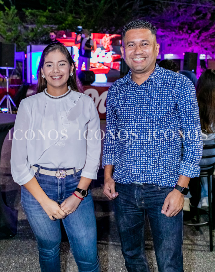 Lanzamiento Pizza Hut Melts Honduras