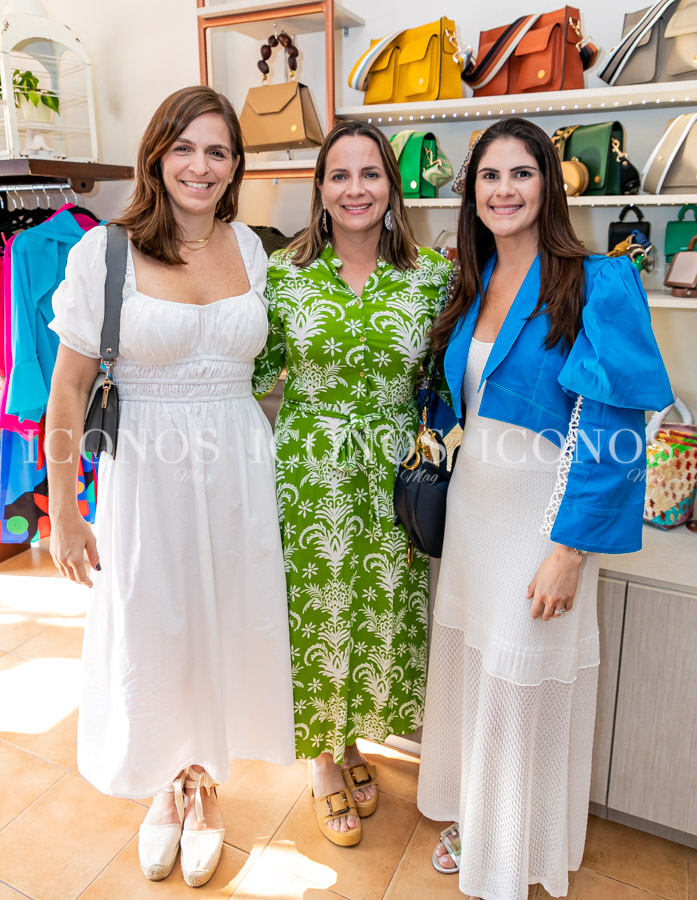 PopUp Summer 2023 Puerta azul concept store