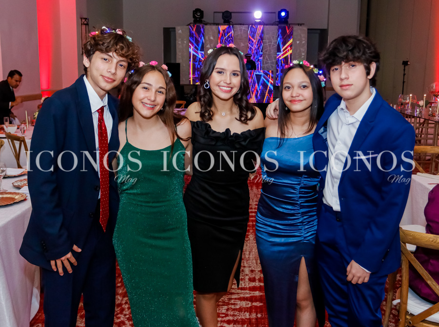 Quince años Adriana Alejandra Madrid Pineda