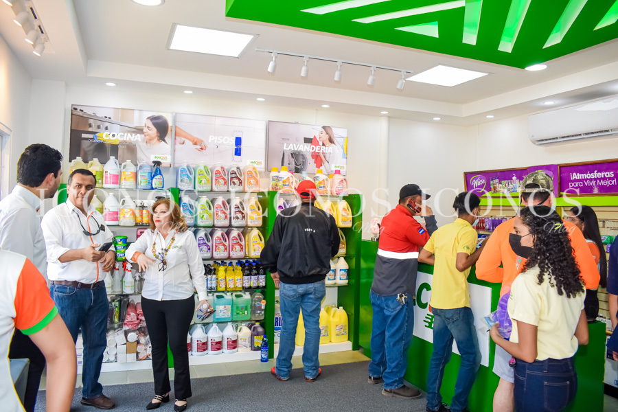 Reinauguración tienda Macdel El Progreso