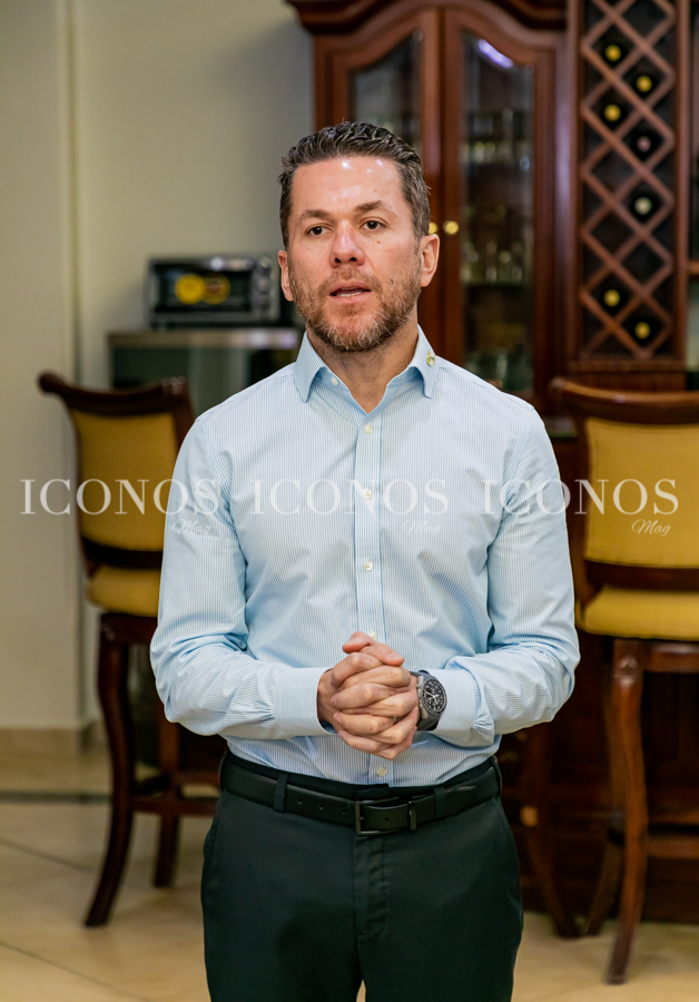 Visita Roger Valladares a Ricardo Salinas