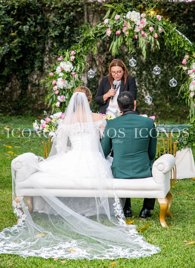 Boda Karenn Chinchilla Castro y Carlos Ponce Ávila