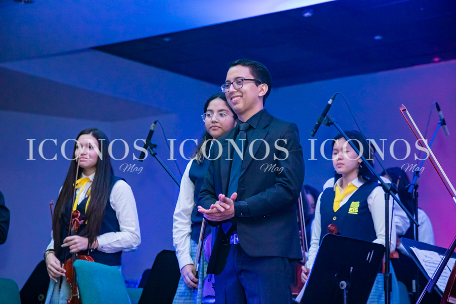 Concierto 70 aniversario Escuela Internacional Sampedrana EIS