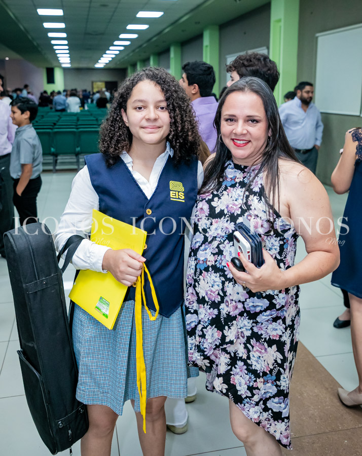 Concierto 70 aniversario Escuela Internacional Sampedrana EIS