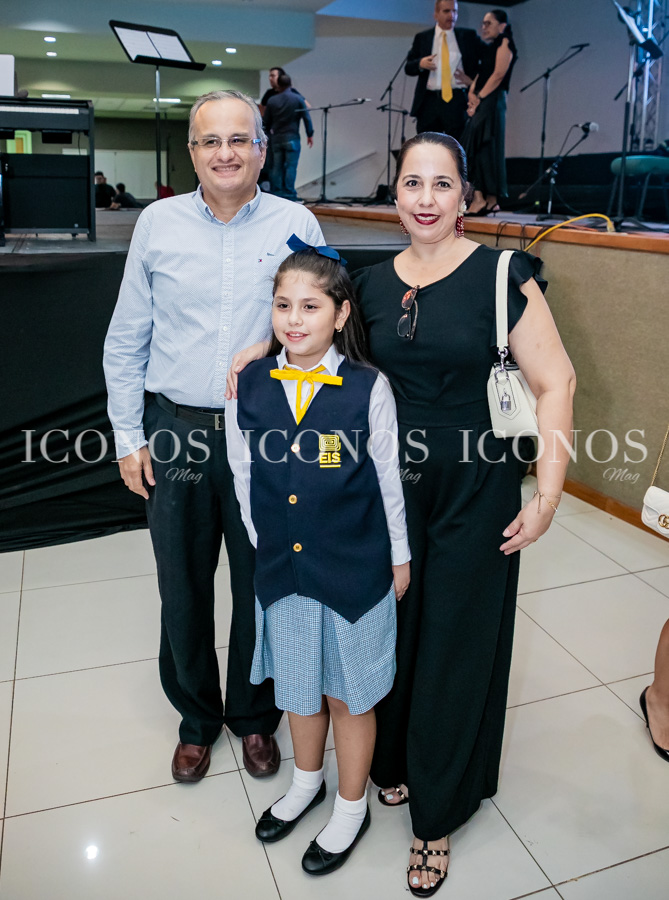 Concierto 70 aniversario Escuela Internacional Sampedrana EIS