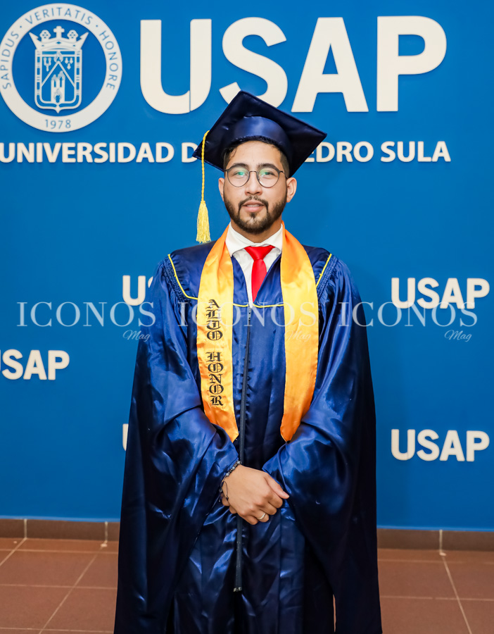 Graduación primera promoción Universidad USAP 2023