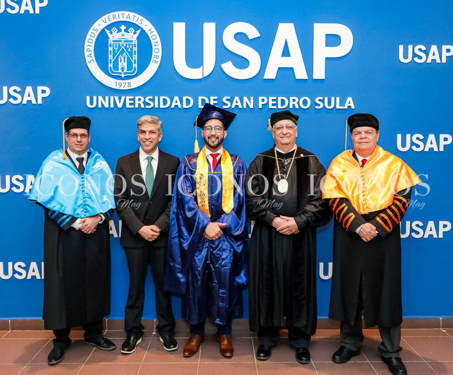 Graduación primera promoción Universidad USAP 2023