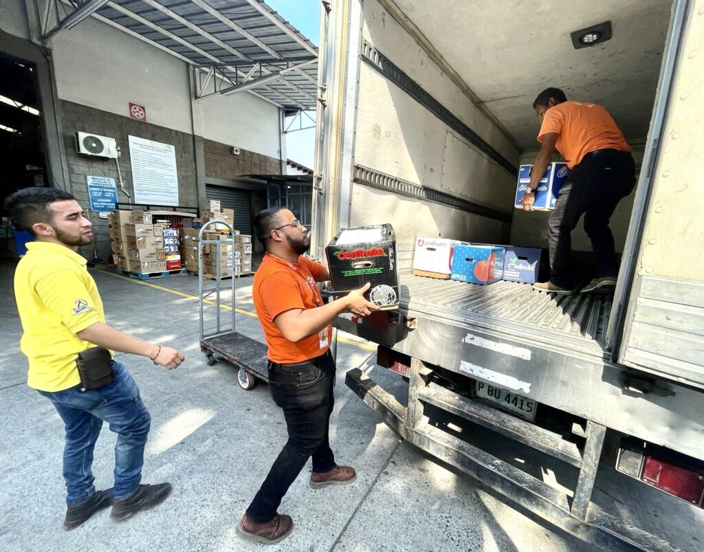 Supermercados Colonial apoya a combatir el hambre
