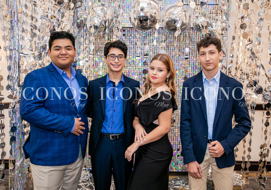 Cena final de año Seniors ACA 2023 by Agape Christian Academy (1)