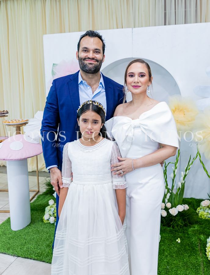 Doble comunión Olivia Robelo Galeano y Luciana Robelo Oberholzer