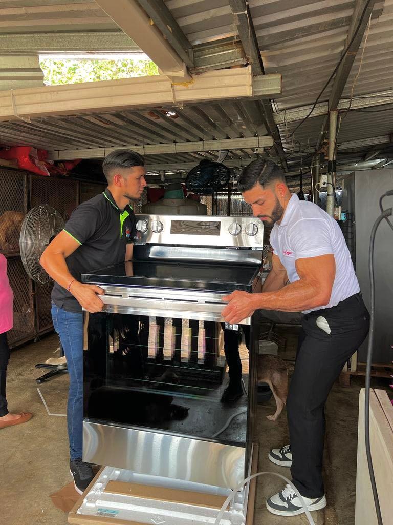 Donación Lady Lee y LG