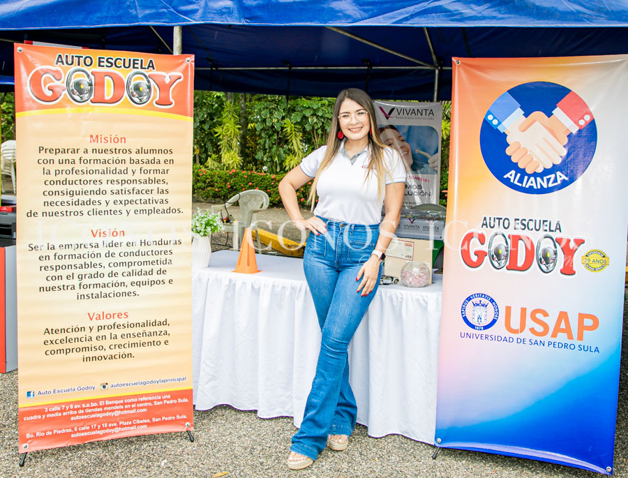 Feria club emprendedores y beneficios 2023 by USAP Honduras (4)