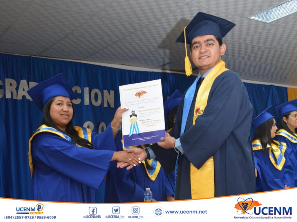 Graduaciones 2023 by UCENM campus Tegucigalpa